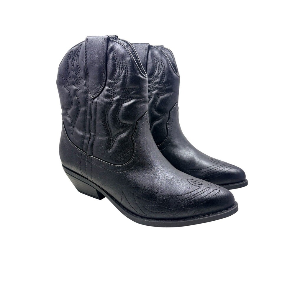 Black Cowboy Western Short Ankle Style Boots Faux Leather Soda Rigging 7.5 NIB